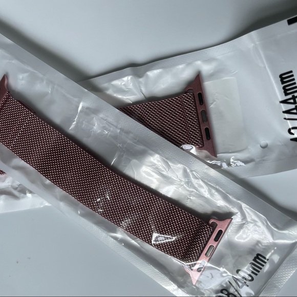 🎉Pink Milanese loop band for Apple iWatch - Picture 6 of 6